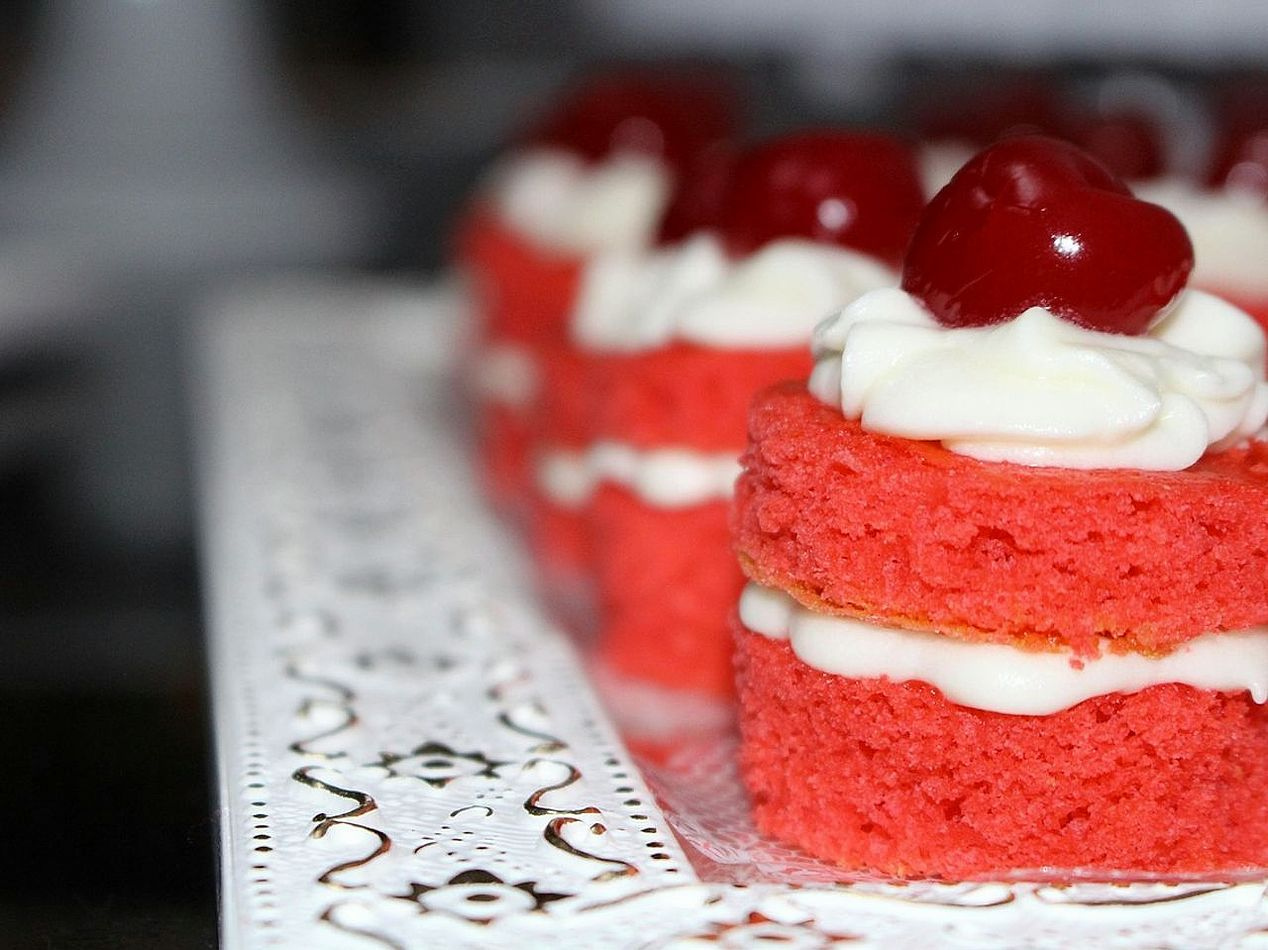 Sweet maker